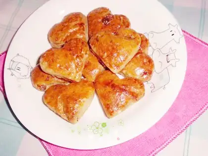 Raisin Rose Scone
