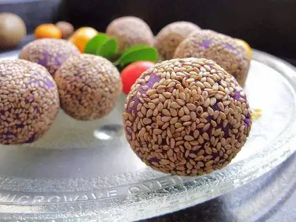 Purple sweet potato sesame ball