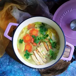 Vegetable soup with tofu