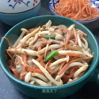 Meat peppers, white mushrooms