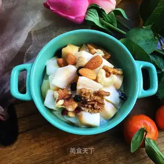 Nuts and yogurt
