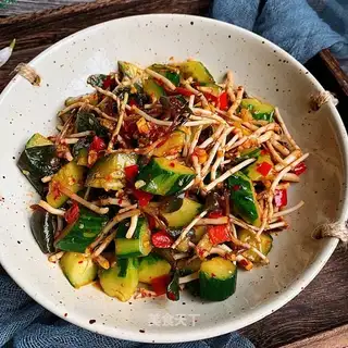 Spicy cucumbers