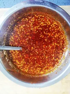Homemade pepper oil