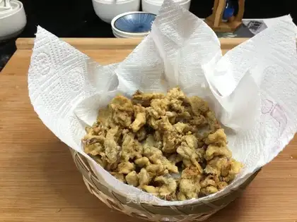 Blow mushrooms