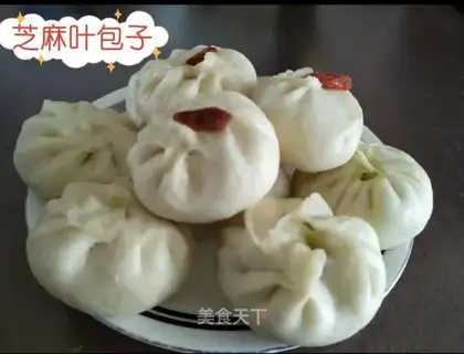 Sesame leaf buns