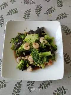 ♪ Slurberry shrimp fried wood ♪