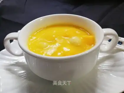 Mango round soup
