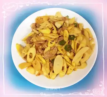 Pippies with fried meat
