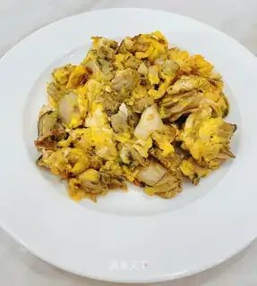 Pelican fried eggs