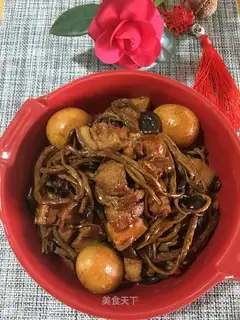Tea mushrooms, red meat