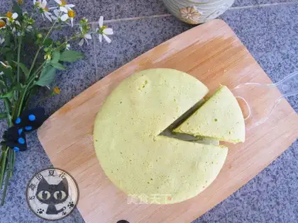 Spinach steam cake