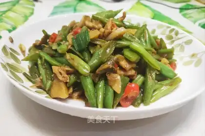 Four seasons of bean fried meat
