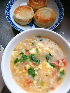 Tomato egg oak soup