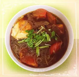 Tomato beef fan soup