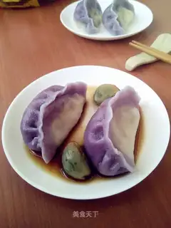Double pork cabbage dumplings