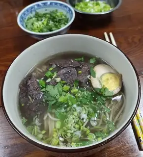 Cracker beef oatmeal noodles