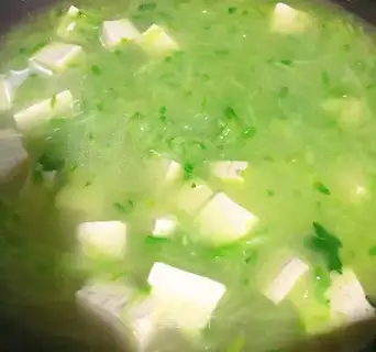 Roach tofu soup