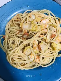 Shrimp beef pasta