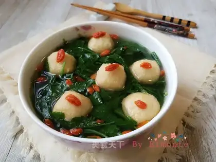 Fishball soup