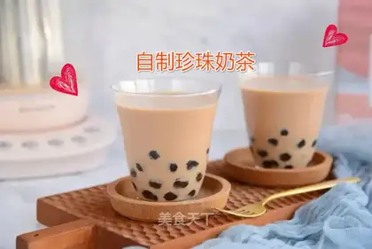 Homemade pearl milk tea