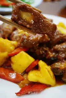 Pineapple makes fried bones