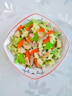 The bouquet with carrots