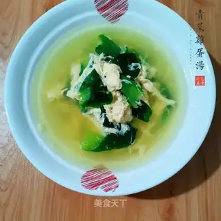 A green egg soup