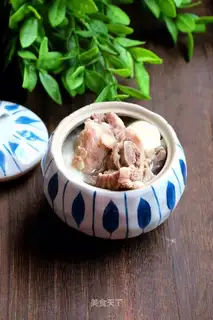 Mountain medicine and bone soup