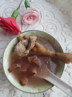 Chicken claw soup