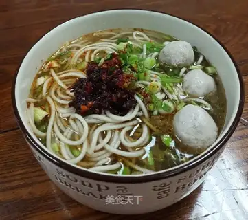 Fresh beef noodles