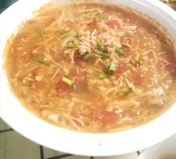 Tomato gin and mushroom soup