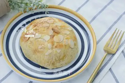 Hand-catched cheesecake