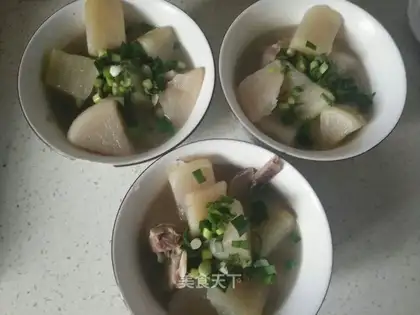 Lamb radish soup
