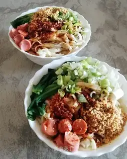 Family oil noodles