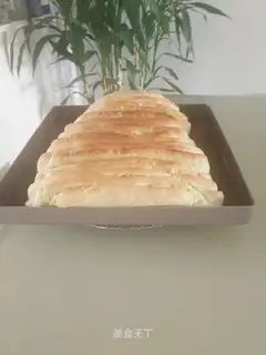 Butter and garlic hand tore