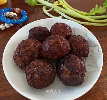 Dried meatballs