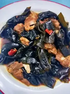 The ribs burn the sea knot