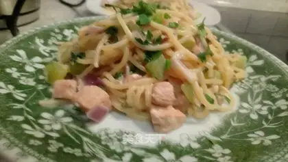 cucumber salmon
