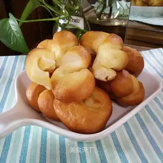 Handicrafted pistachio