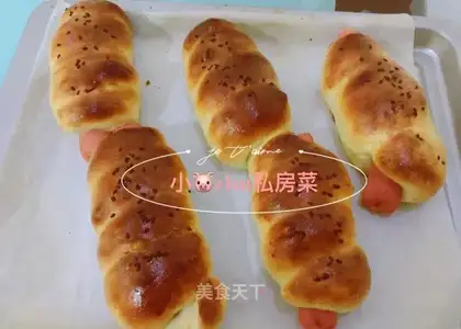Hot dog bread