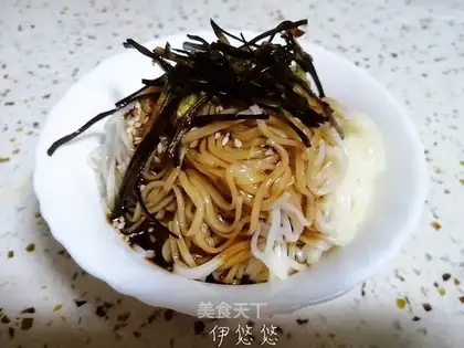 Onion noodles