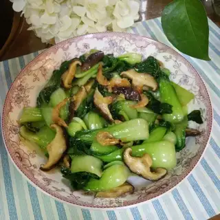 Shrimp fried oil mushrooms