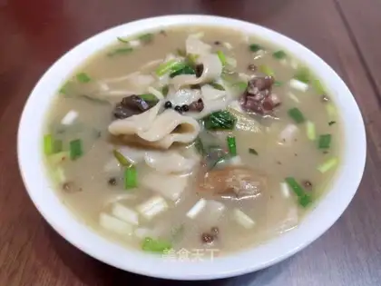 Chicken soup noodles