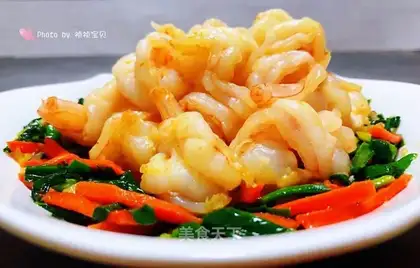 Cream carrot and shrimp