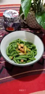 Spinach noodles