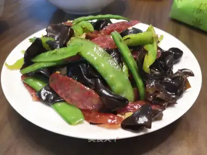 Dutch bean ear fried sausage