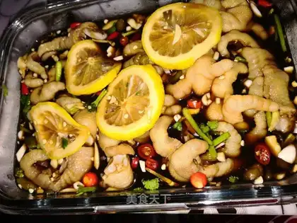 Spicy chicken claws