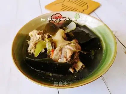 The sour soup and the duck stew