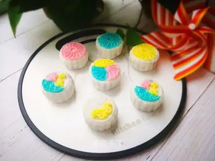 Ice mooncake