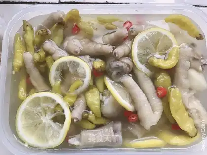 Lemon pepper claws